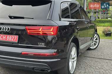 Внедорожник / Кроссовер Audi Q7 2017 в 