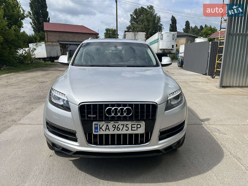 Внедорожник / Кроссовер Audi Q7 2013 в Боярке