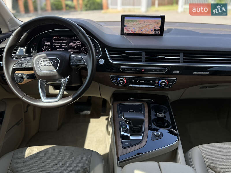 Внедорожник / Кроссовер Audi Q7 2016 в Виннице