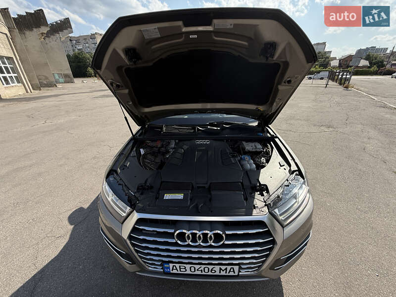 Внедорожник / Кроссовер Audi Q7 2016 в Виннице