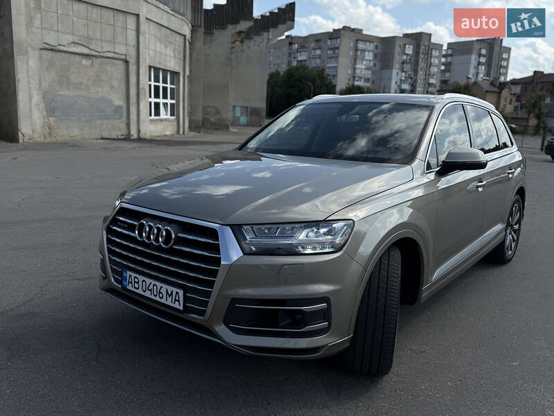 Внедорожник / Кроссовер Audi Q7 2016 в Виннице
