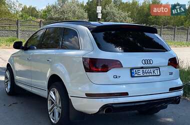 Внедорожник / Кроссовер Audi Q7 2013 в 