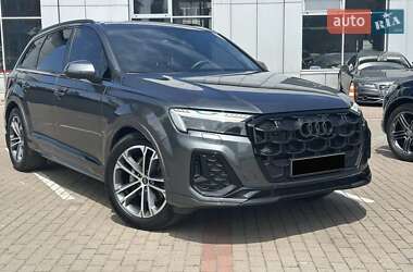 Позашляховик / Кросовер Audi Q7 2024 в Києві