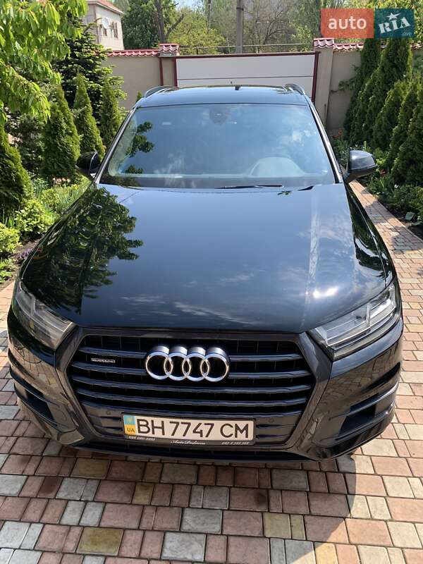Внедорожник / Кроссовер Audi Q7 2016 в Одессе