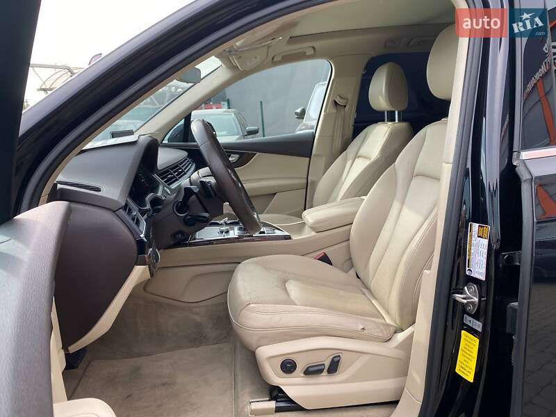 Внедорожник / Кроссовер Audi Q7 2016 в Львове
