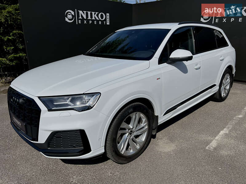 Внедорожник / Кроссовер Audi Q7 2022 в Львове