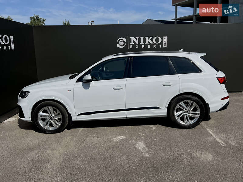 Внедорожник / Кроссовер Audi Q7 2022 в Львове