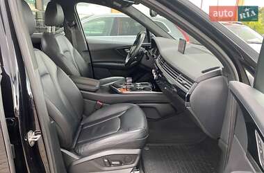 Внедорожник / Кроссовер Audi Q7 2018 в 