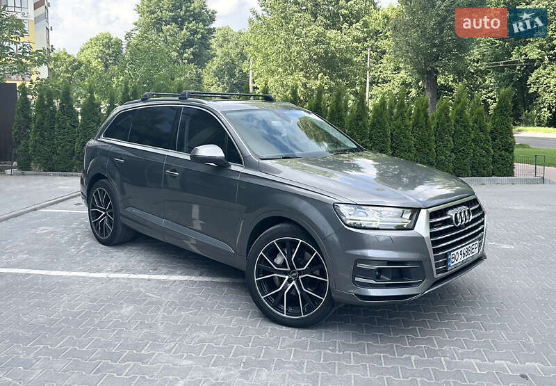 Внедорожник / Кроссовер Audi Q7 2016 в Хмельницком