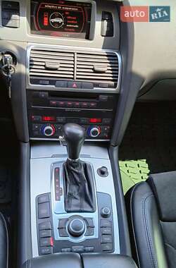 Внедорожник / Кроссовер Audi Q7 2008 в 