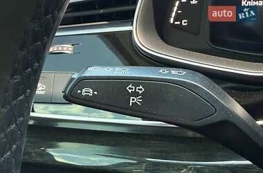 Внедорожник / Кроссовер Audi Q7 2022 в 