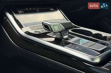 Внедорожник / Кроссовер Audi Q7 2022 в 