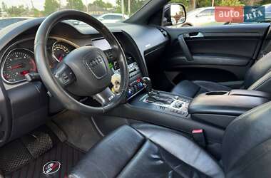 Внедорожник / Кроссовер Audi Q7 2007 в 