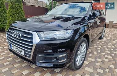 Внедорожник / Кроссовер Audi Q7 2017 в 