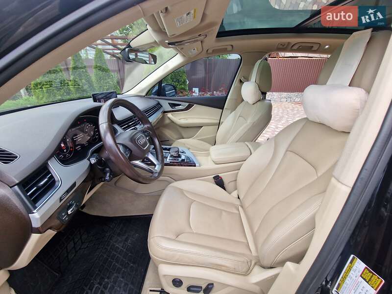 Внедорожник / Кроссовер Audi Q7 2017 в Кропивницком