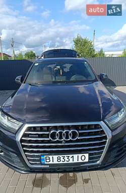 Внедорожник / Кроссовер Audi Q7 2016 в 