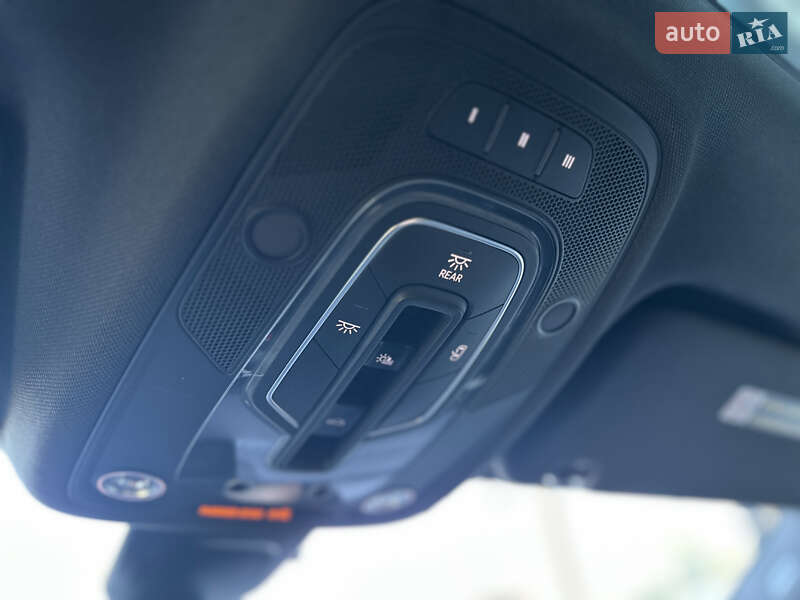 Позашляховик / Кросовер Audi Q7 2016 в Рівному