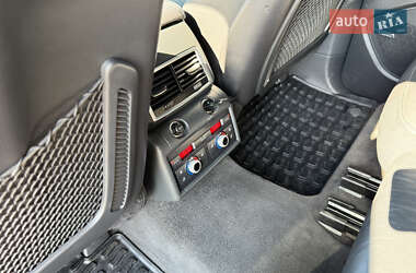Позашляховик / Кросовер Audi Q7 2015 в 