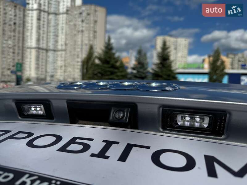 Позашляховик / Кросовер Audi Q7 2015 в Києві