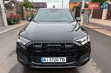 Позашляховик / Кросовер Audi Q7 2021 в Києві