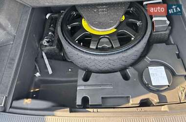 Внедорожник / Кроссовер Audi Q7 2021 в 