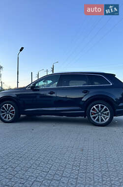 Позашляховик / Кросовер Audi Q7 2016 в Харкові