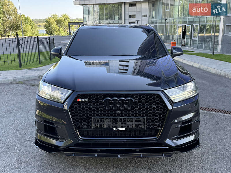 Внедорожник / Кроссовер Audi Q7 2016 в Запорожье