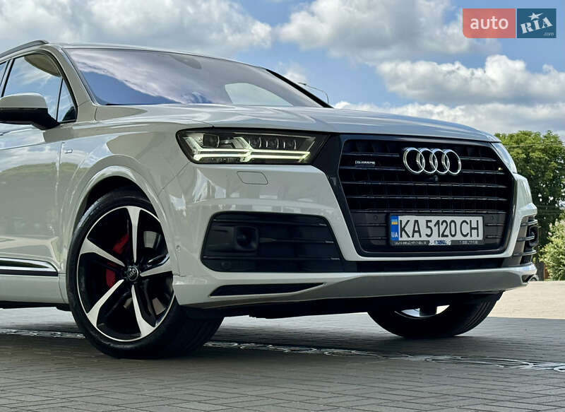 Внедорожник / Кроссовер Audi Q7 2016 в Житомире