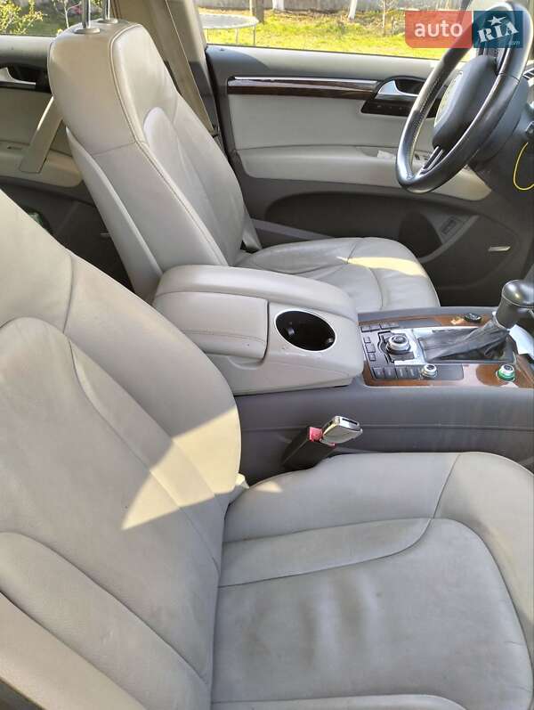Внедорожник / Кроссовер Audi Q7 2011 в Житомире