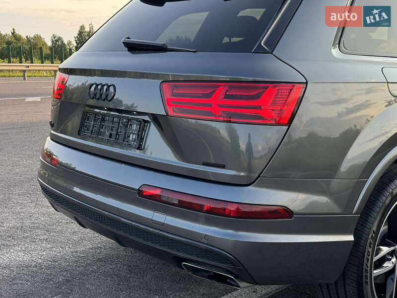 Внедорожник / Кроссовер Audi Q7 2017 в Ковеле