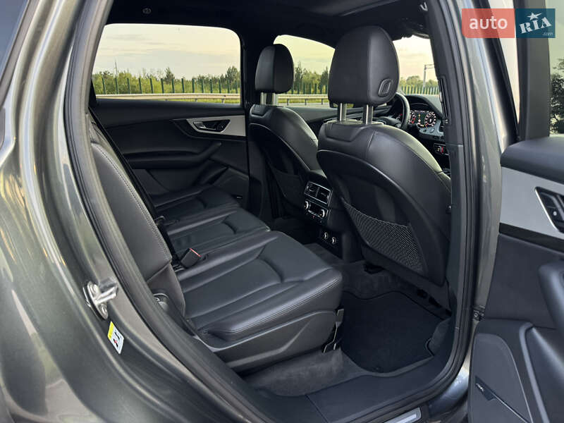 Внедорожник / Кроссовер Audi Q7 2017 в Ковеле