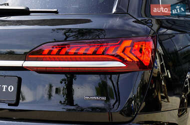 Внедорожник / Кроссовер Audi Q7 2021 в 