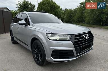 Внедорожник / Кроссовер Audi Q7 2018 в 