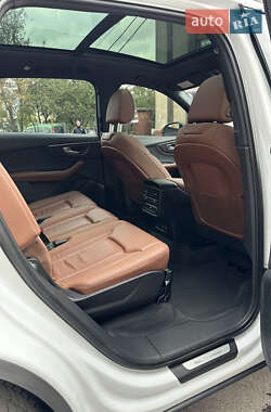 Внедорожник / Кроссовер Audi Q7 2021 в 