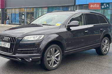 Внедорожник / Кроссовер Audi Q7 2013 в 