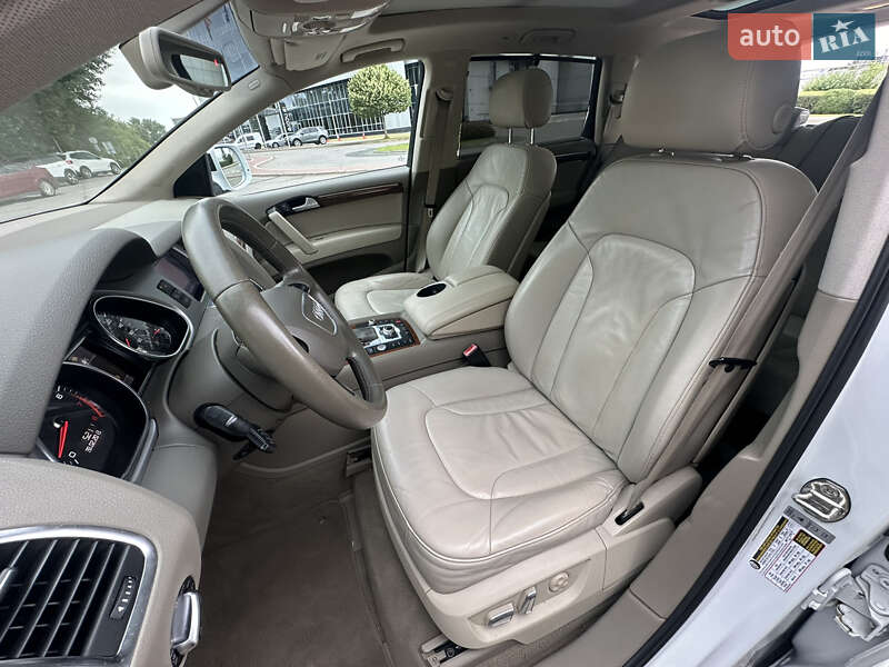 Внедорожник / Кроссовер Audi Q7 2014 в Киеве
