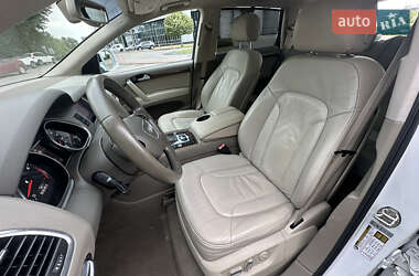 Внедорожник / Кроссовер Audi Q7 2014 в 