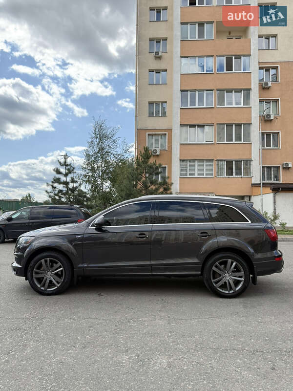 Внедорожник / Кроссовер Audi Q7 2011 в Киеве
