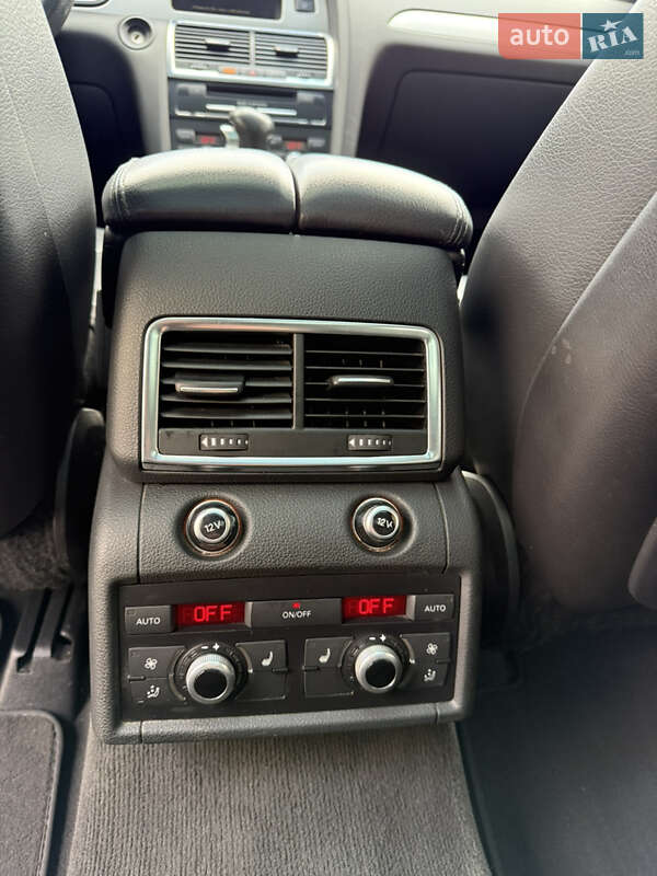 Внедорожник / Кроссовер Audi Q7 2011 в Киеве