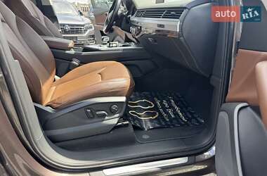 Внедорожник / Кроссовер Audi Q7 2015 в 