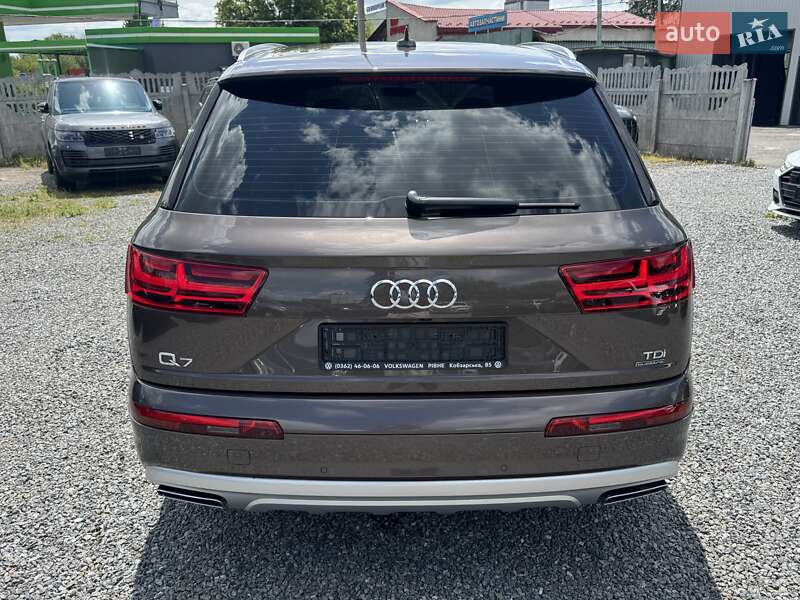 Внедорожник / Кроссовер Audi Q7 2015 в Тернополе