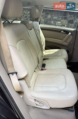 Внедорожник / Кроссовер Audi Q7 2010 в 