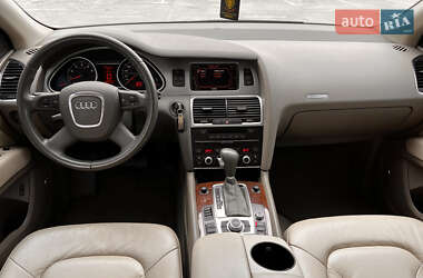 Внедорожник / Кроссовер Audi Q7 2008 в 