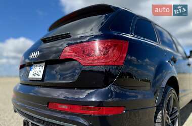 Внедорожник / Кроссовер Audi Q7 2012 в 