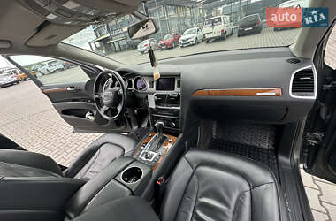 Внедорожник / Кроссовер Audi Q7 2015 в 