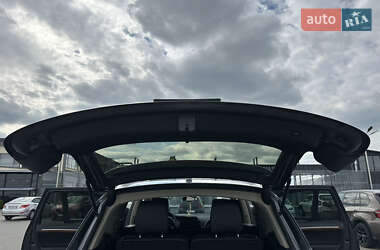 Внедорожник / Кроссовер Audi Q7 2015 в 