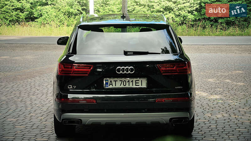 Позашляховик / Кросовер Audi Q7 2016 в Коломиї
