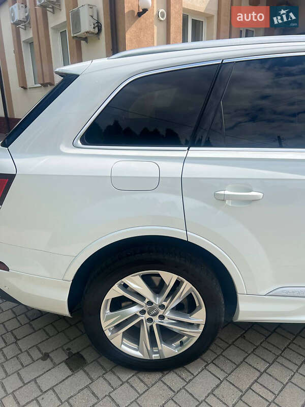 Внедорожник / Кроссовер Audi Q7 2020 в Львове