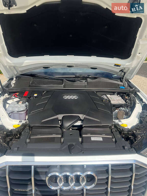 Внедорожник / Кроссовер Audi Q7 2020 в Львове