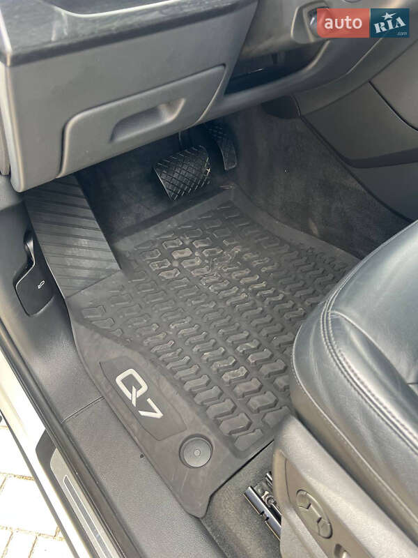 Внедорожник / Кроссовер Audi Q7 2020 в Львове